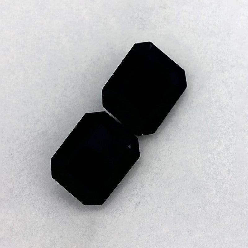 6.25 Total Carat Weight Emerald Natural Blue Sapphire