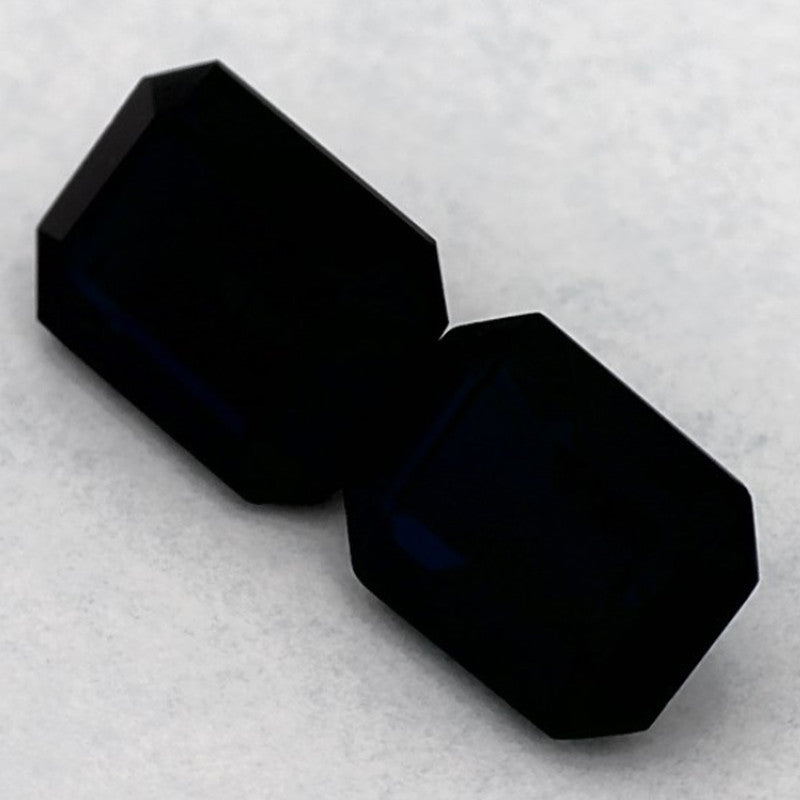 2.44 Carat Emerald Natural Blue Sapphire