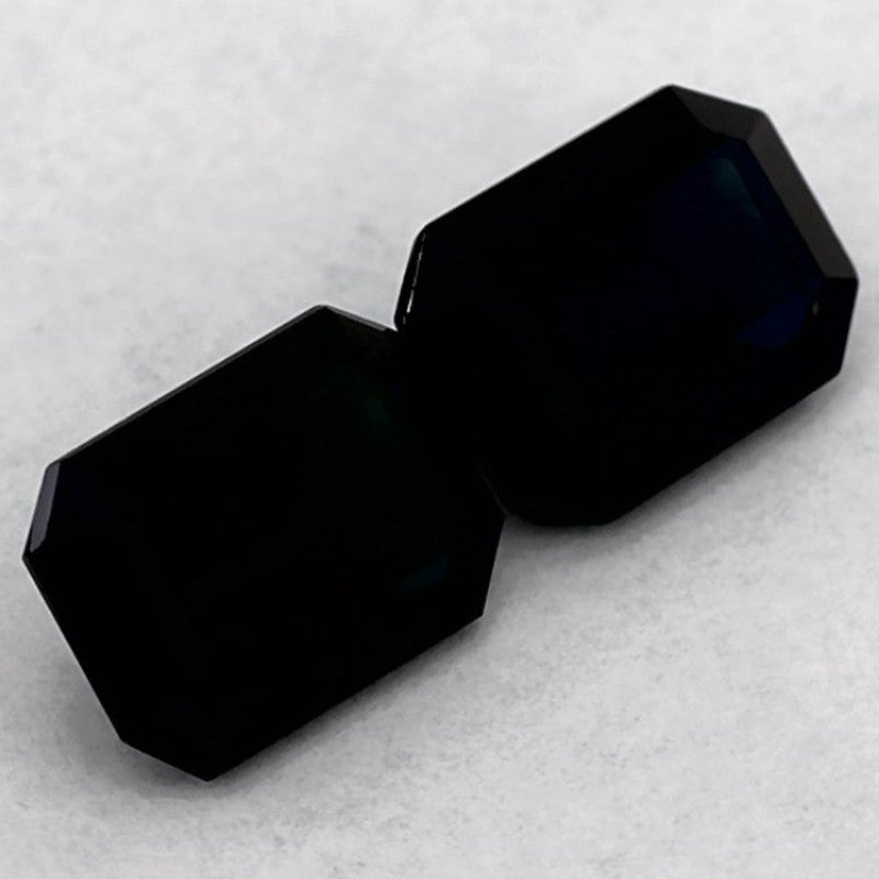 2.44 Carat Emerald Natural Blue Sapphire