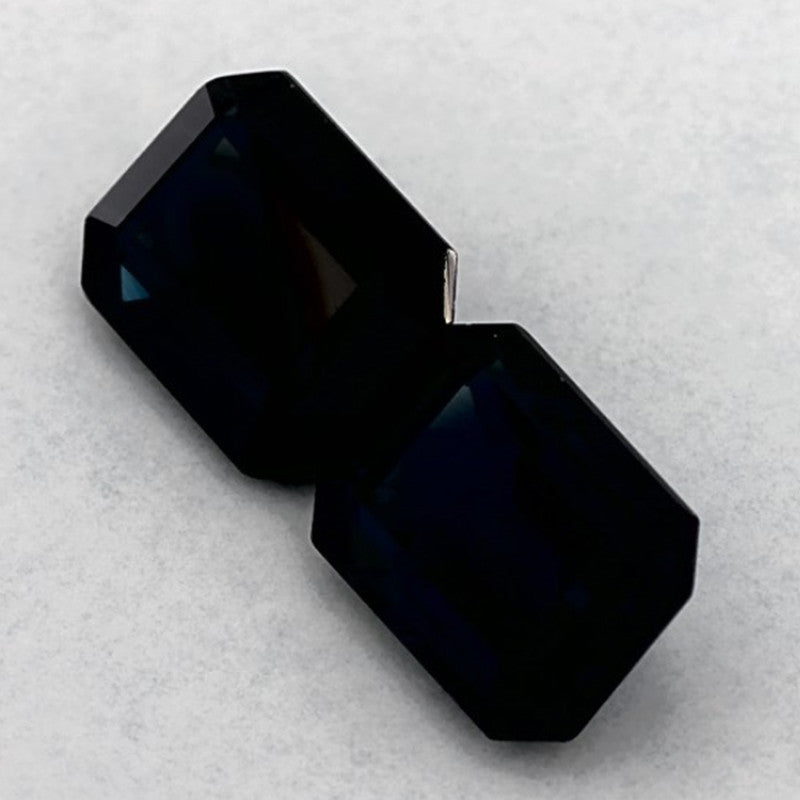 3.96 Carat Emerald Natural Blue Sapphire