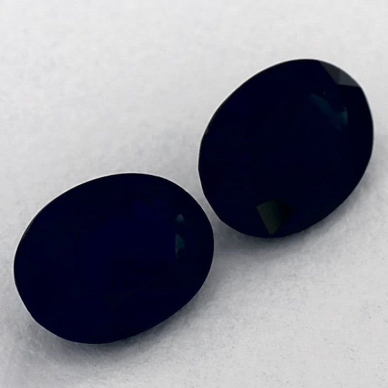 1.72 Carat Oval Natural Blue Sapphire