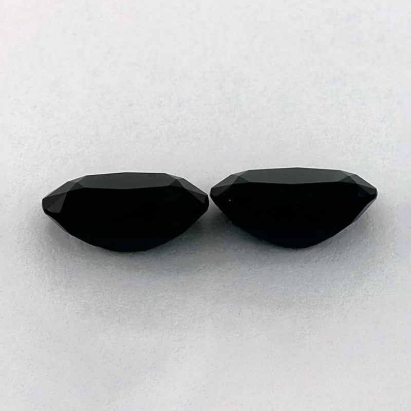 3.02 Total Carat Weight Oval Natural Blue Sapphire