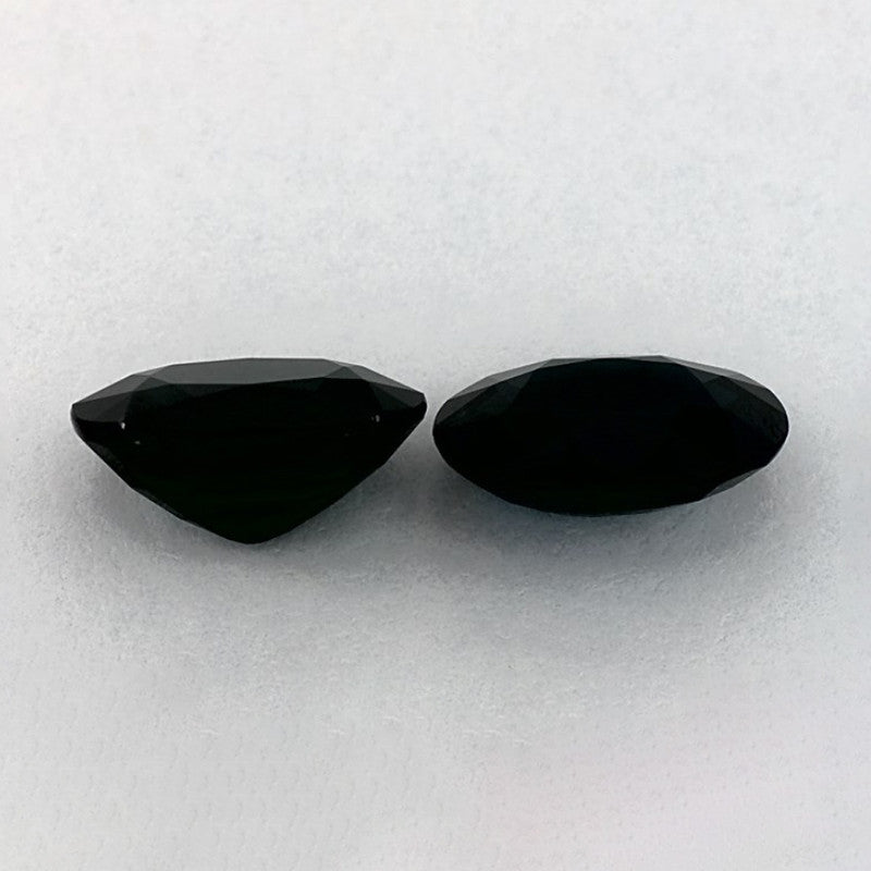 3.15 Total Carat Weight Oval Natural Blue Sapphire