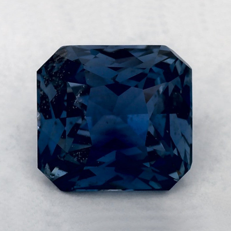 2.60 Carat Emerald Natural Blue Sapphire