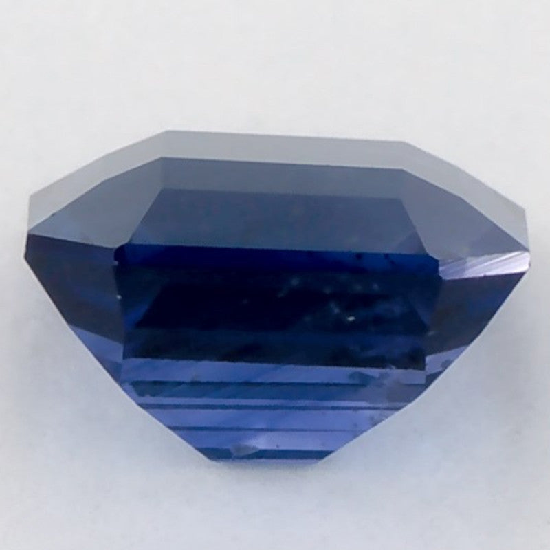 1.55 Carat Emerald Natural Blue Sapphire