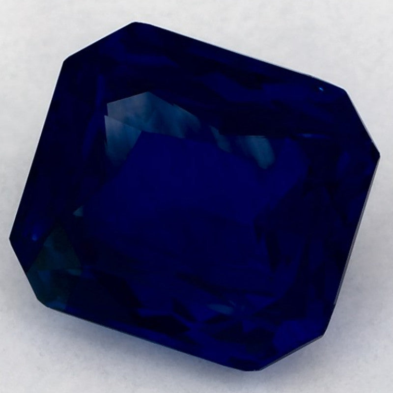4.74 Carat Emerald Natural Blue Sapphire