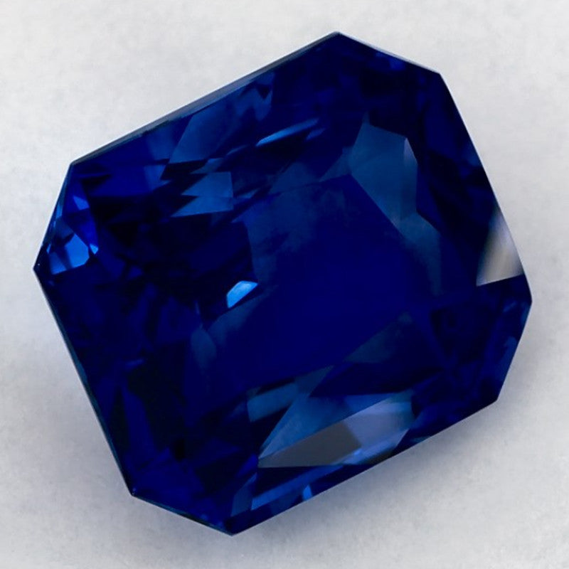 5.45 Carat Emerald Natural Blue Sapphire