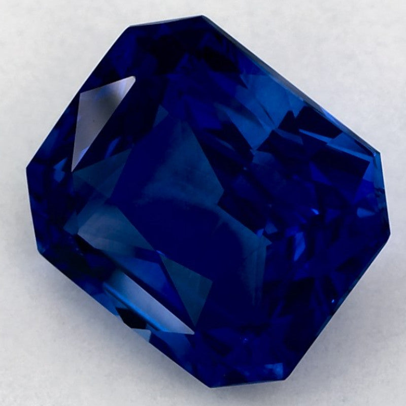 5.45 Carat Emerald Natural Blue Sapphire