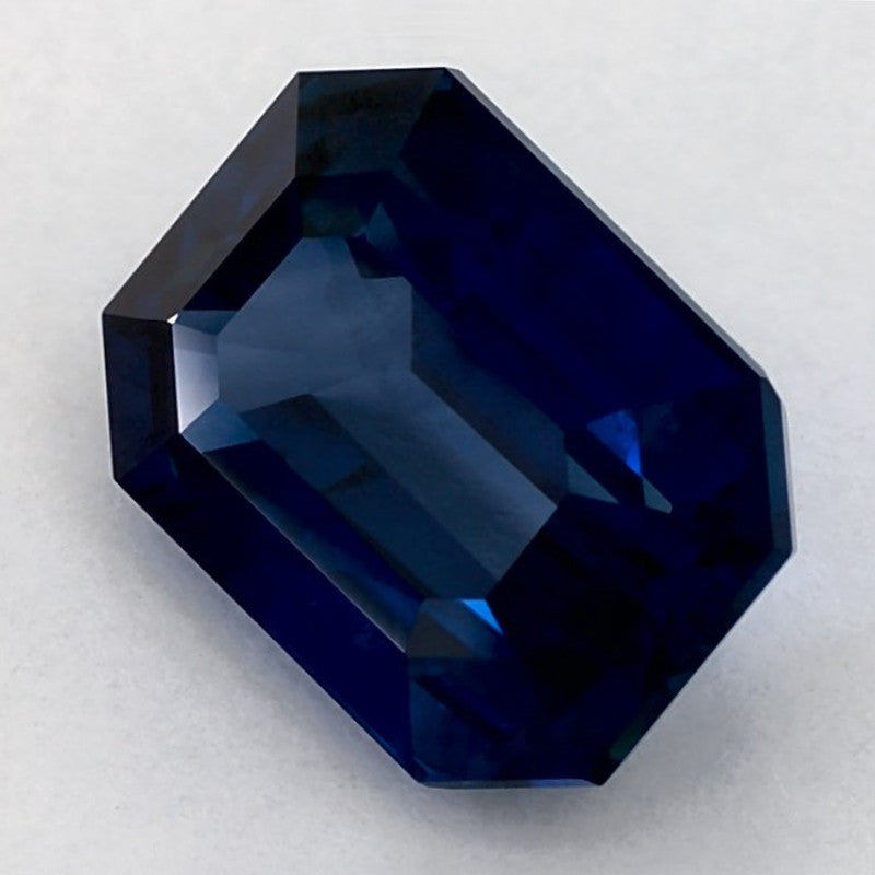 5.69 Carat Emerald Natural Blue Sapphire
