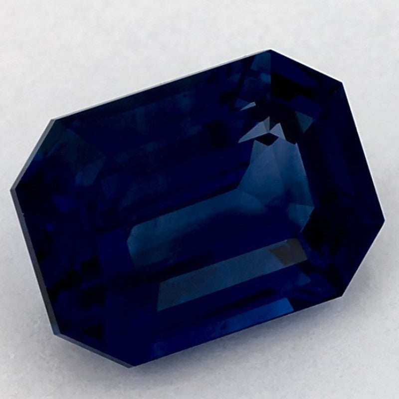 5.69 Carat Emerald Natural Blue Sapphire