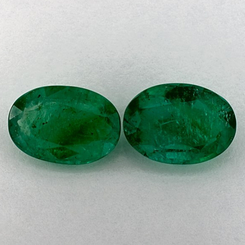 4.57 Carat Oval Natural Green Emerald