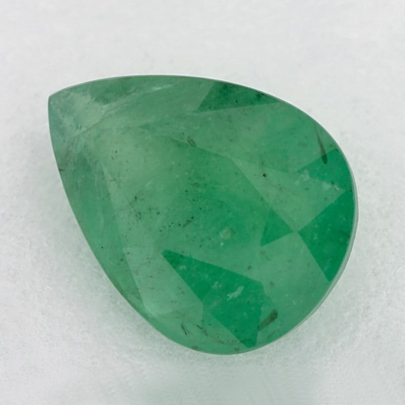 1.05 Carat Pear Natural Green Emerald