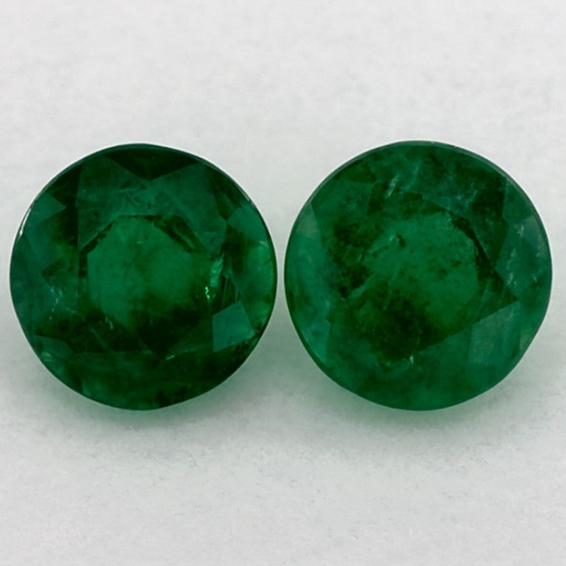 1.54 Carat Round Natural Green Emerald