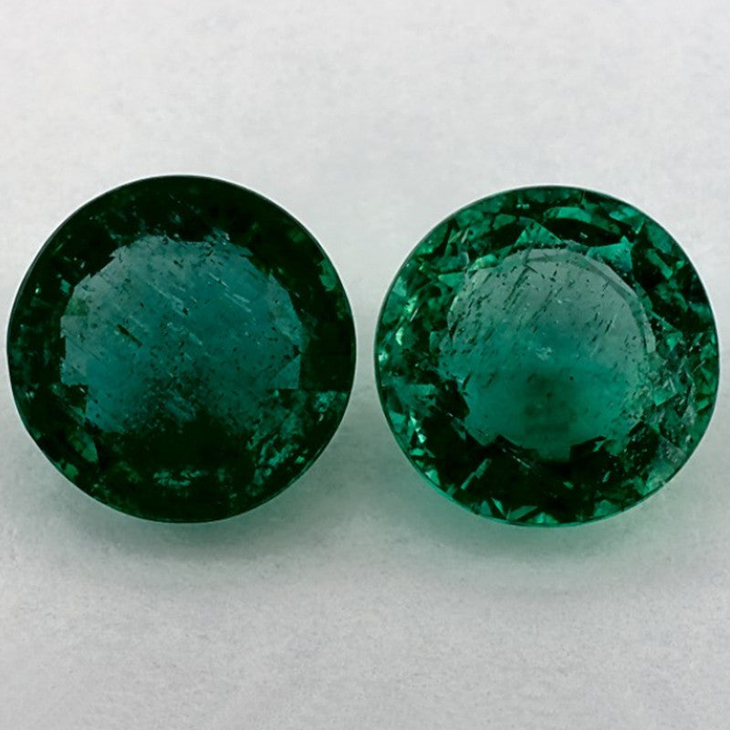 2.89 Total Carat Weight Round Natural Green Emerald