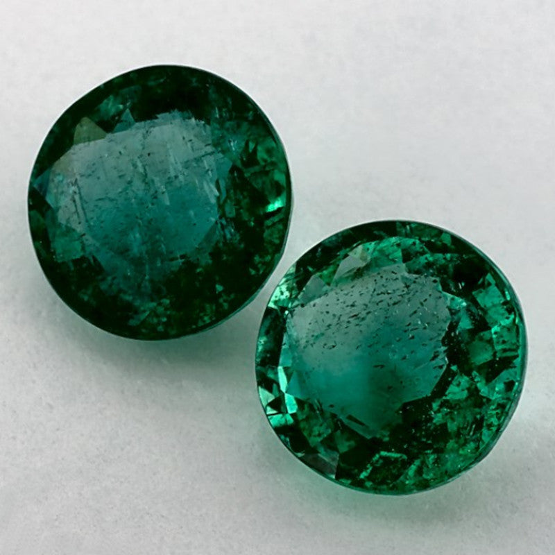 2.89 Total Carat Weight Round Natural Green Emerald