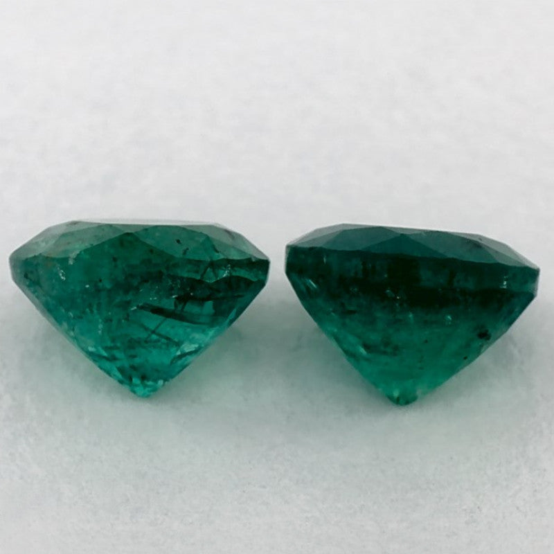 1.69 Carat Round Natural Green Emerald