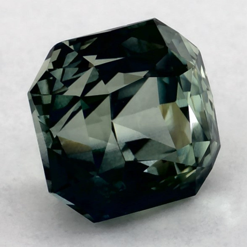 2.59 Carat Emerald Natural Green Sapphire