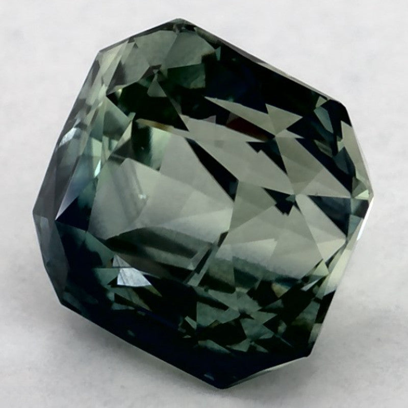 2.59 Carat Emerald Natural Green Sapphire