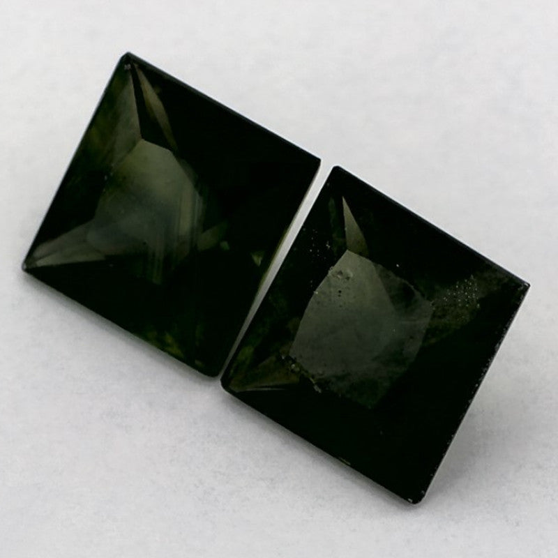 2.59 Carat Princess Natural Green Sapphire