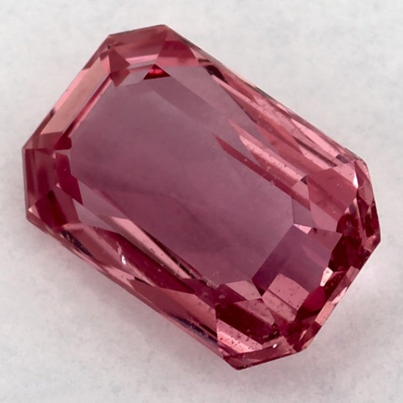 1.40 Carat Emerald Natural Pink Sapphire