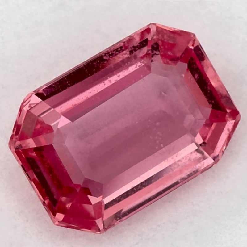 1.45 Carat Emerald Natural Pink Sapphire