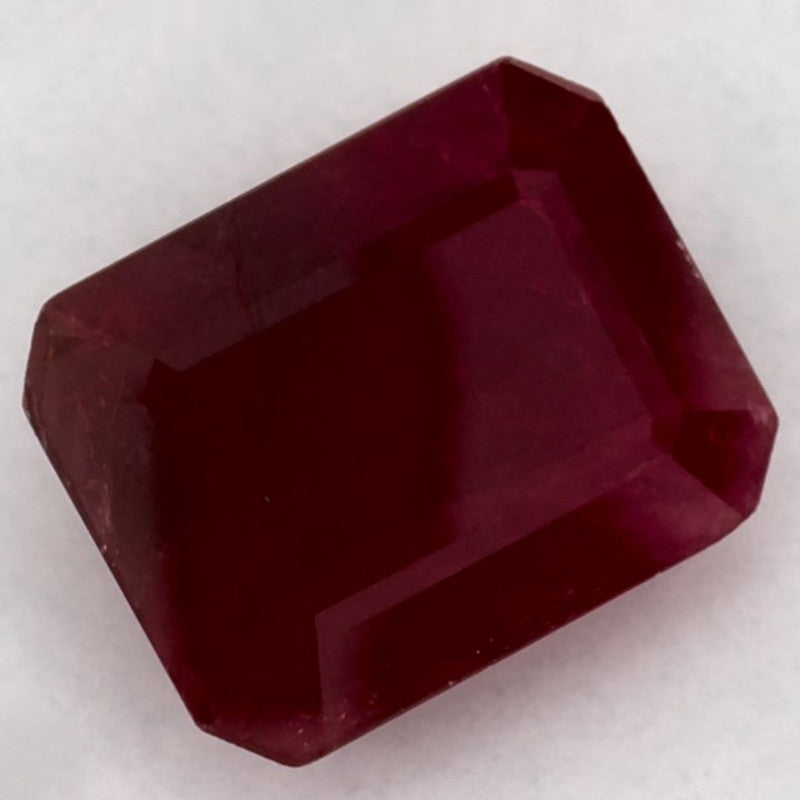 3.30 Carat Emerald Natural Red Ruby