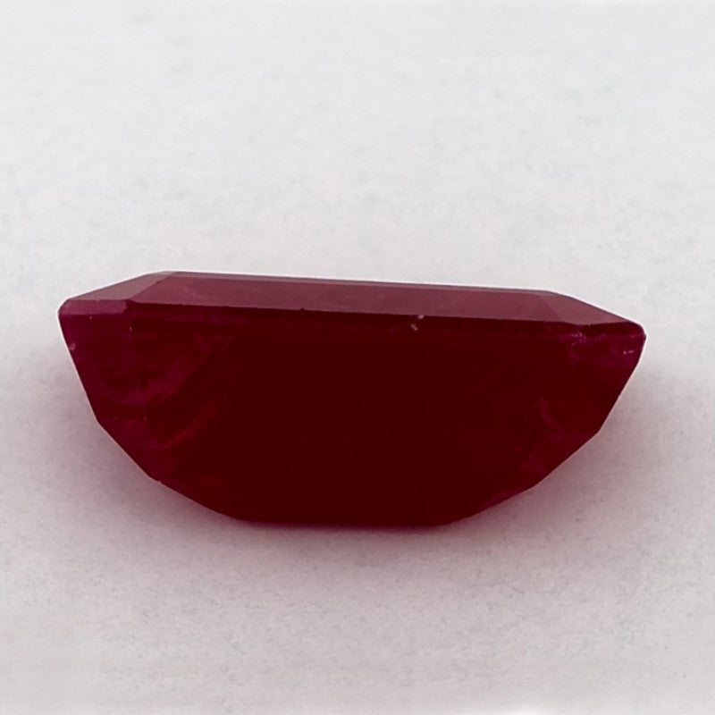 3.67 Carat Emerald Natural Red Ruby
