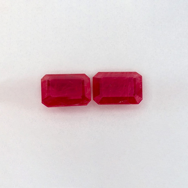 2.61 Total Carat Weight Emerald Natural Red Ruby