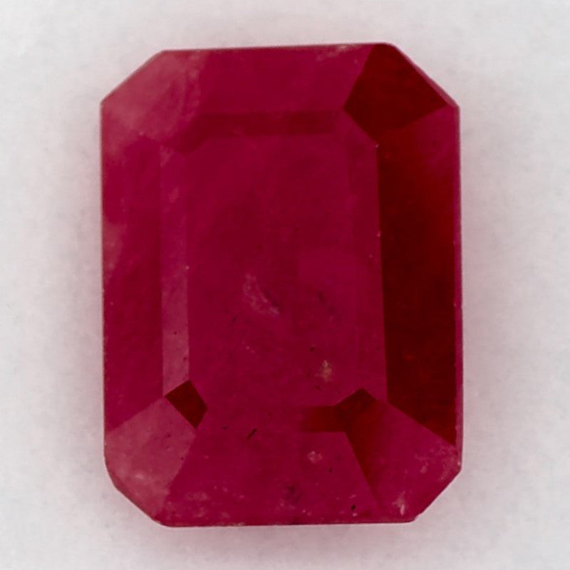 1.39 Carat Emerald Natural Red Ruby