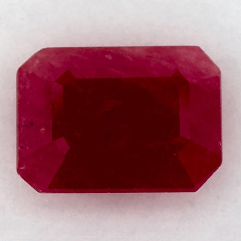 1.39 Carat Emerald Natural Red Ruby