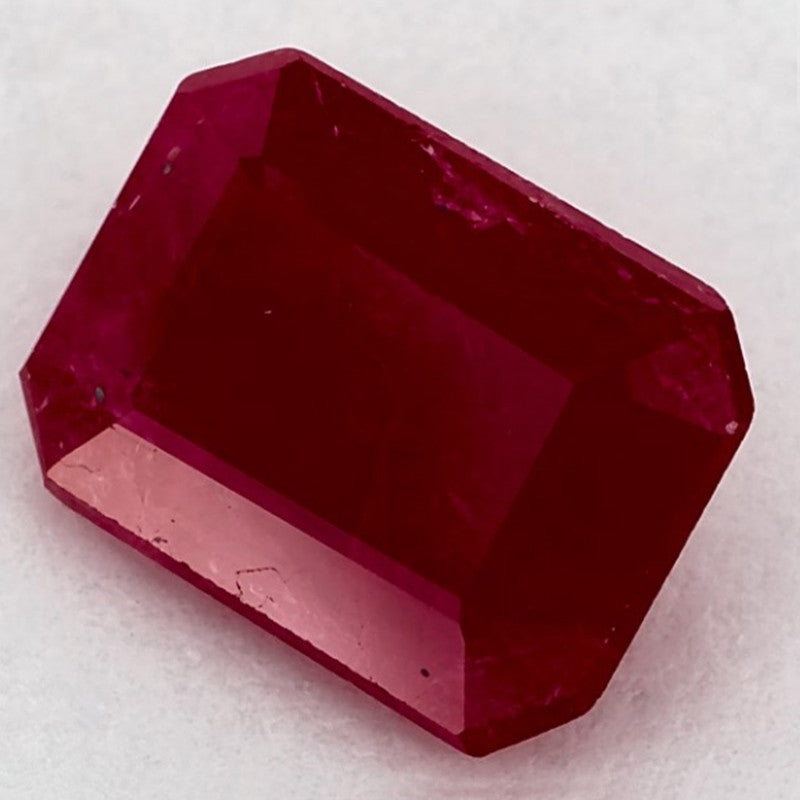 1.59 Carat Emerald Natural Red Ruby