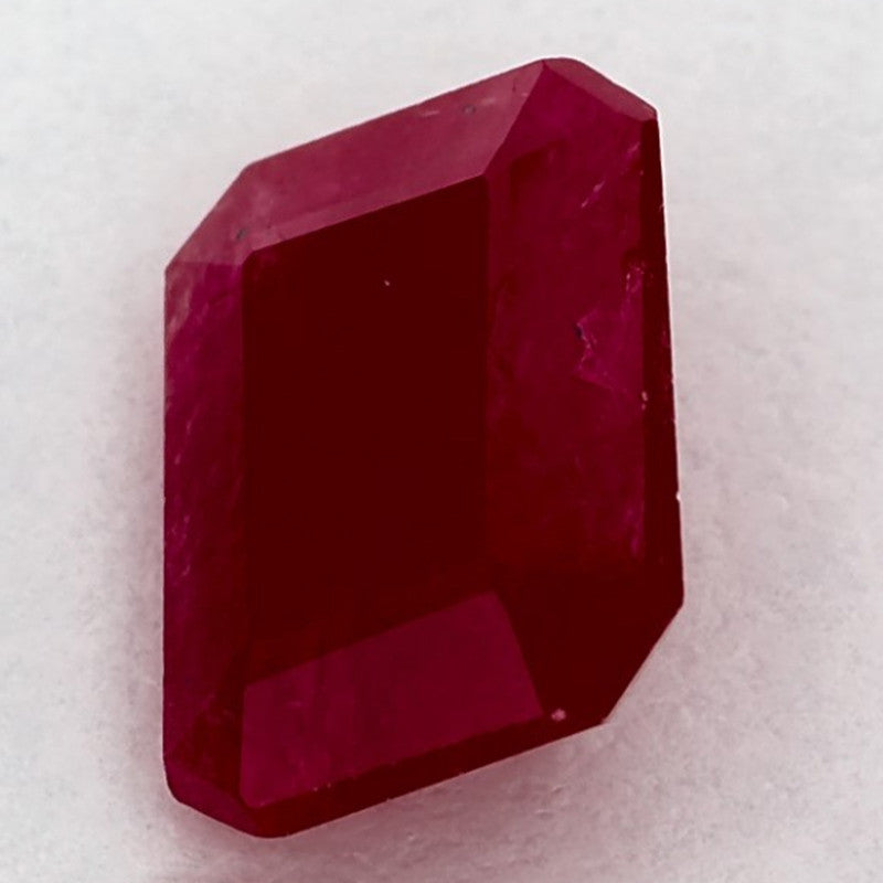 1.59 Carat Emerald Natural Red Ruby