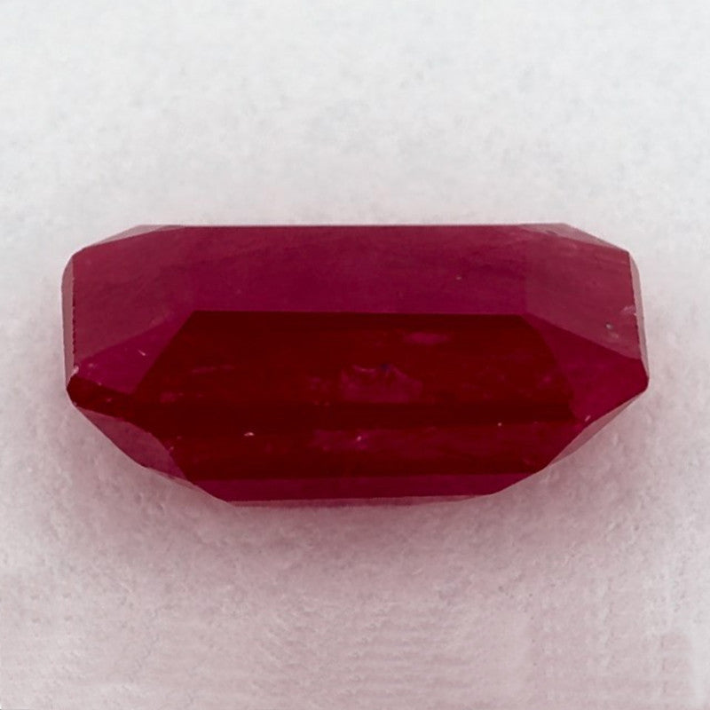 1.59 Carat Emerald Natural Red Ruby