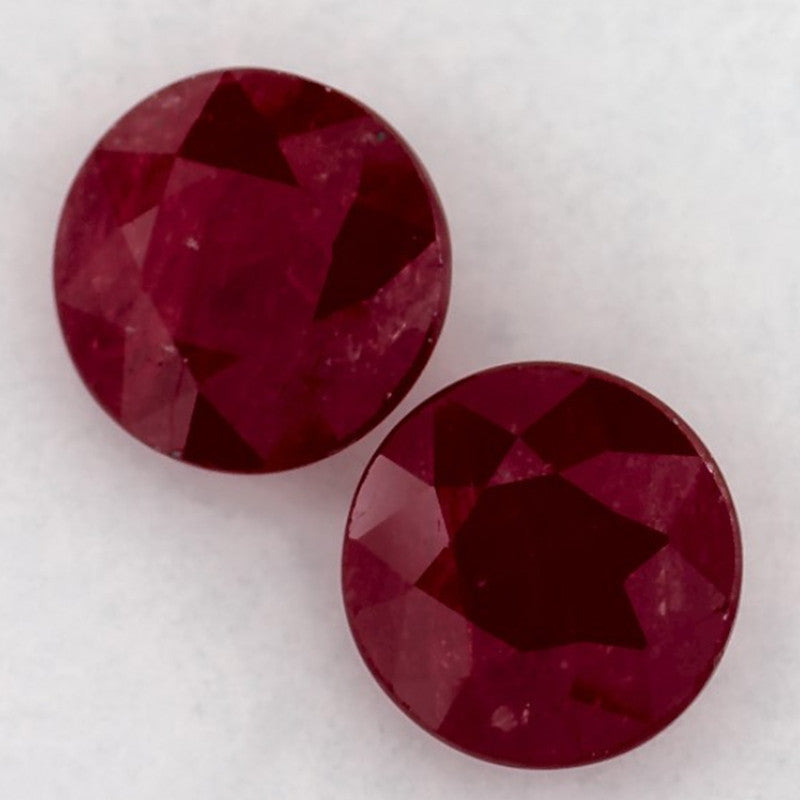 1.73 Carat Round Natural Red Ruby