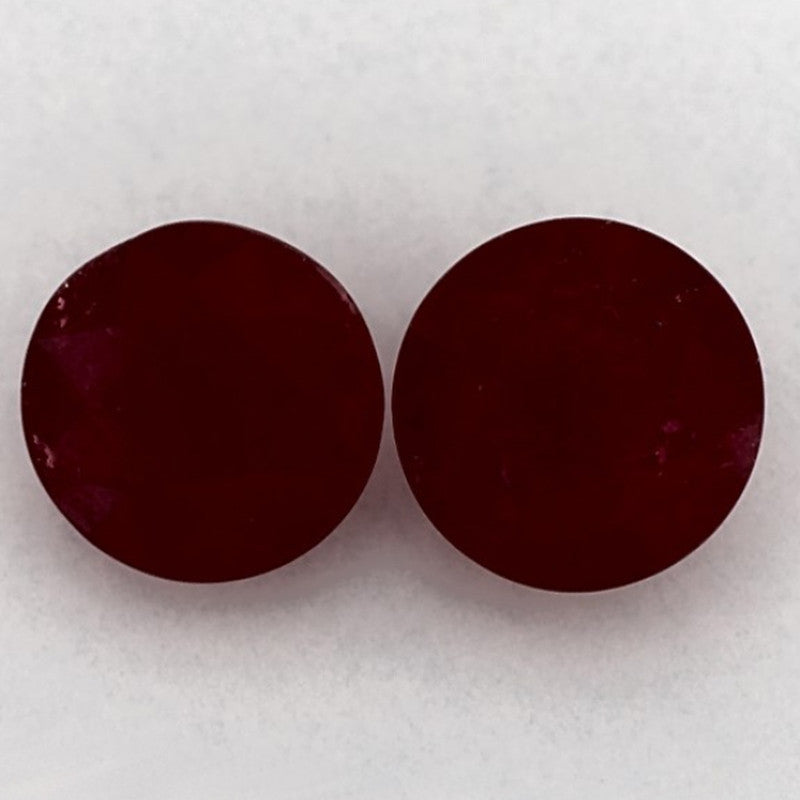 3.21 Carat Round Natural Red Ruby