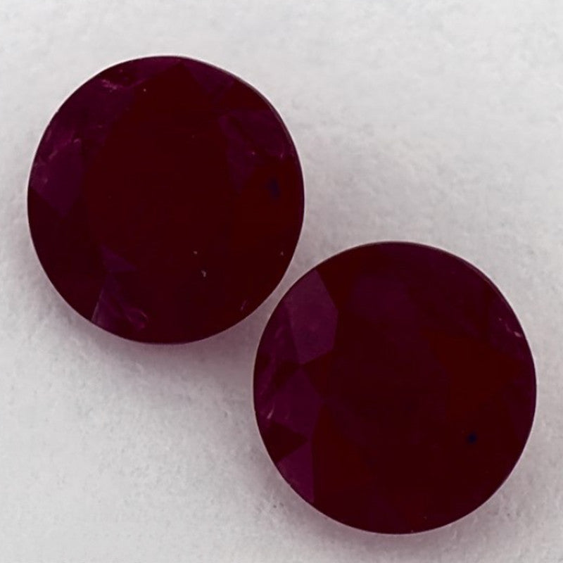 1.57 Carat Round Natural Red Ruby