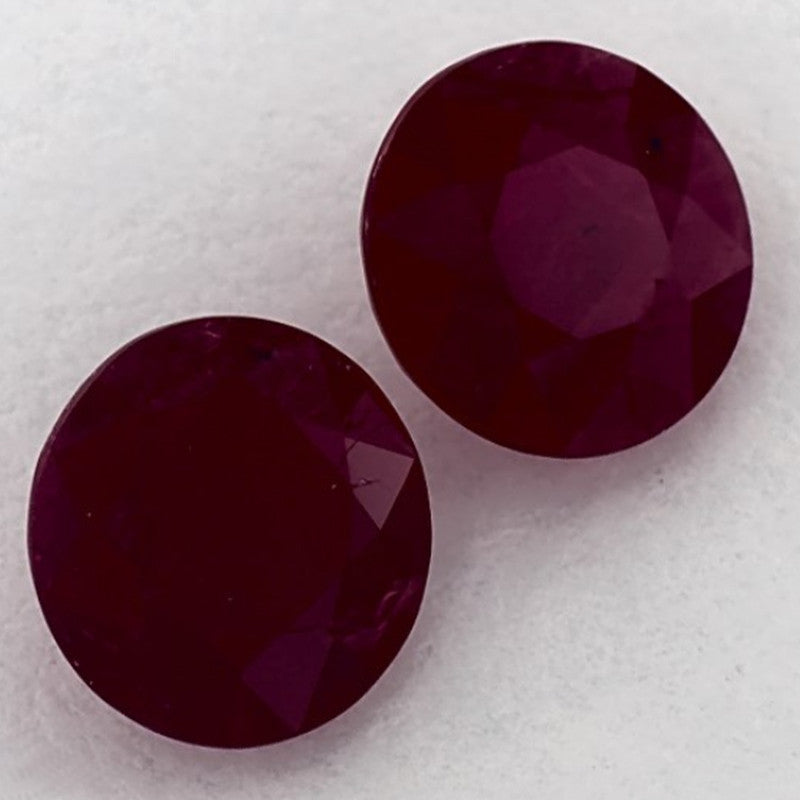 1.57 Carat Round Natural Red Ruby