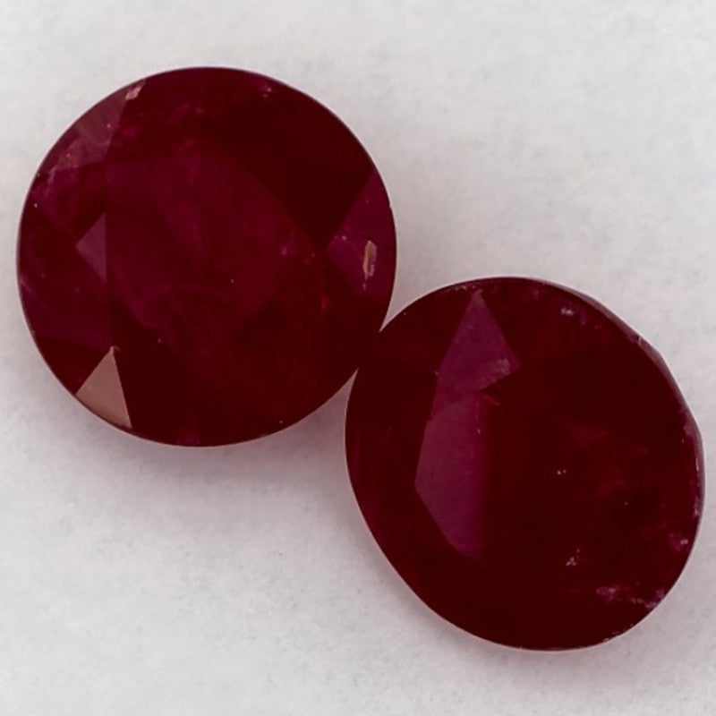 3.37 Carat Round Natural Red Ruby
