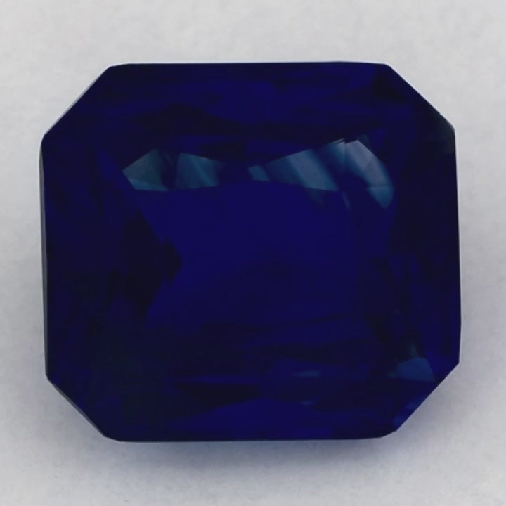 4.74 Carat Emerald Natural Blue Sapphire